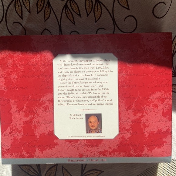 New vintage 1998 Larry Moe and Curly, The Three Stooges  hallmark ornament - Picture 2 of 3